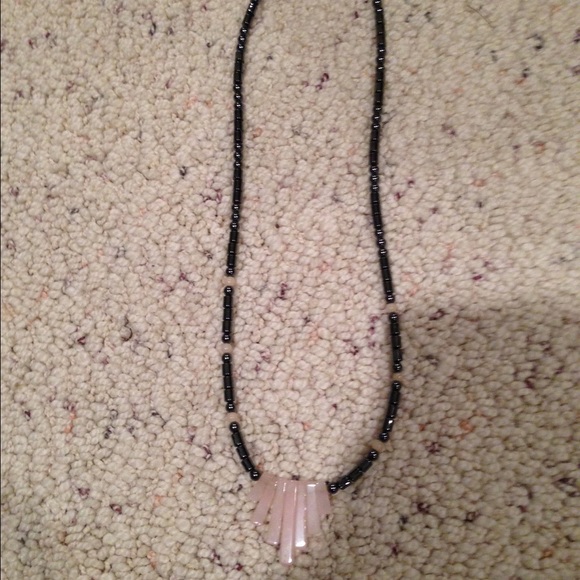 Pretty black & pink necklace - Picture 3 of 3