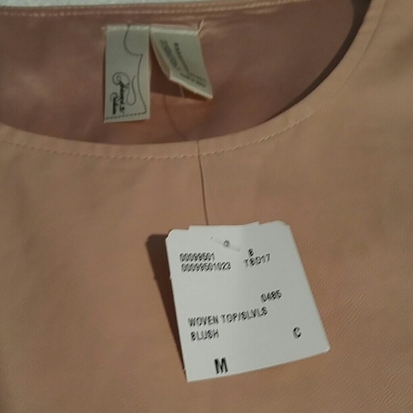 Forever 21 top NEW - Picture 2 of 3