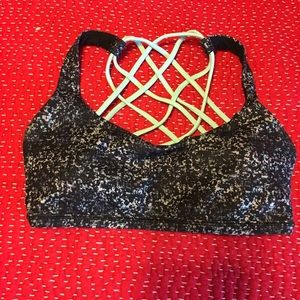 Lululemon Free To Be Bra. Size 4. Rocky Road. Rare