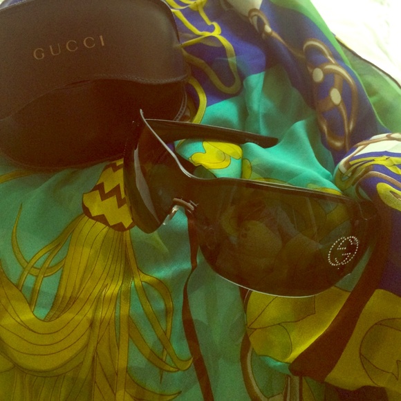 Gucci sunglasses