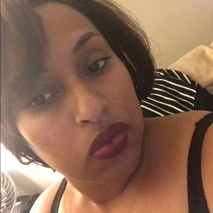 Meet your Posher, Jeanique