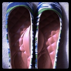 Reef Blue and Green Flats