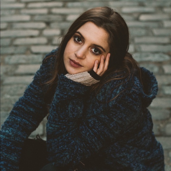 Meet your Posher, Ashley - Picture 5 of 5