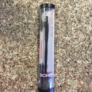 Eyeliner brush - brand new!