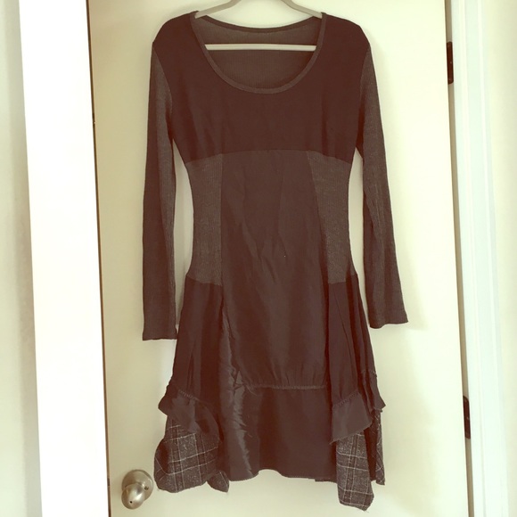 Mixed fabric midi dress