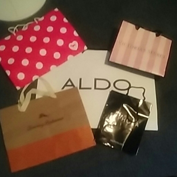 Free with purchase - Picture 1 of 1