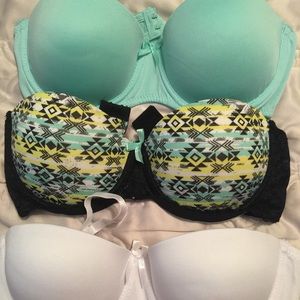 Always A Flirt 36B bra set of 3