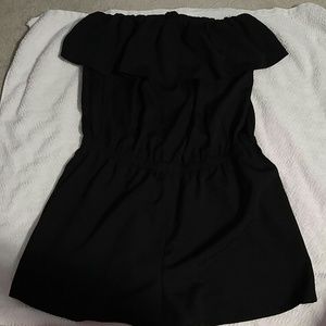 Forever 21 flounce black romper small