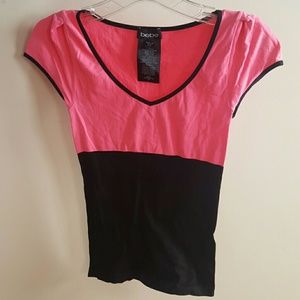 Bebe hot pink v-neck stretch/fitted top