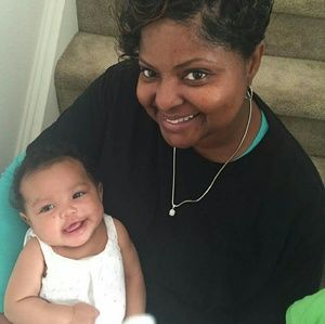 Meet your Posher, Inetta