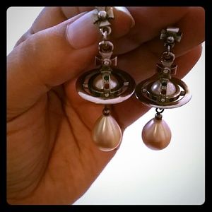 Vivienne westwood drop pearl earrings