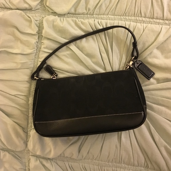 coach signature print small shoulder bag