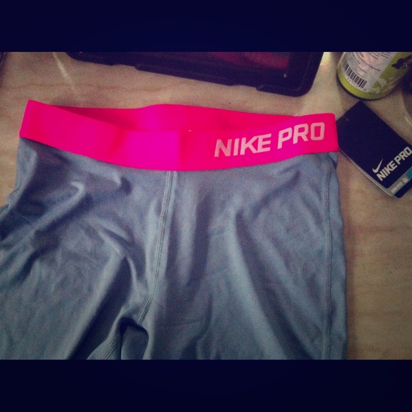 Brand new kids extra larger nike pros