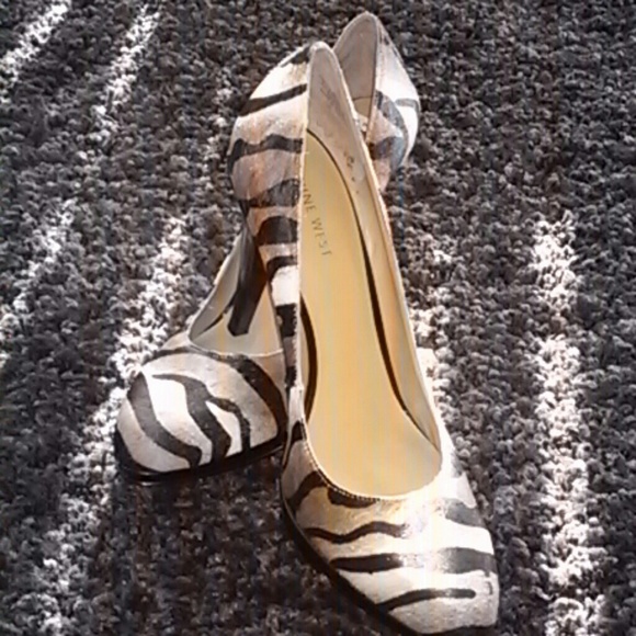 💫🎉HP👠Nine West Animal Print Real Fur Heels 👠