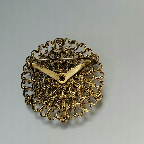 Vintage Cameo Brooch - Picture 3 of 3