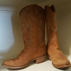 Size 8 Durango boots