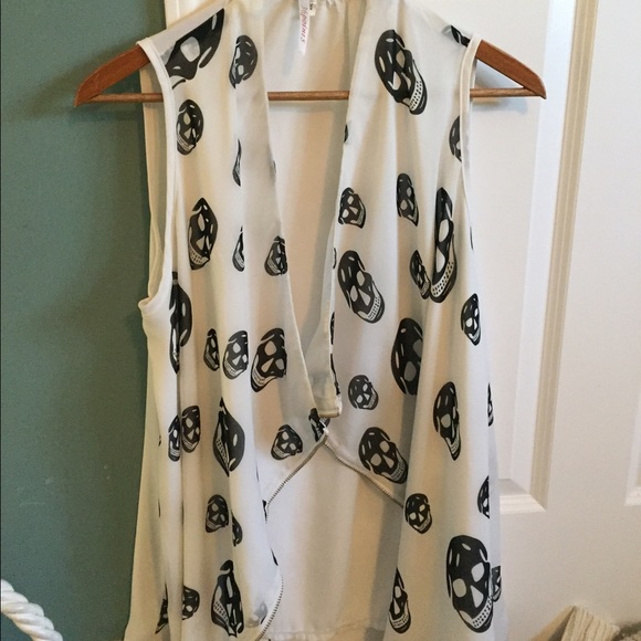 Silky skull vest