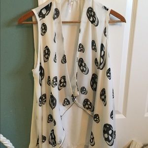 Silky skull vest