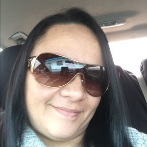 Meet your Posher, Jossette