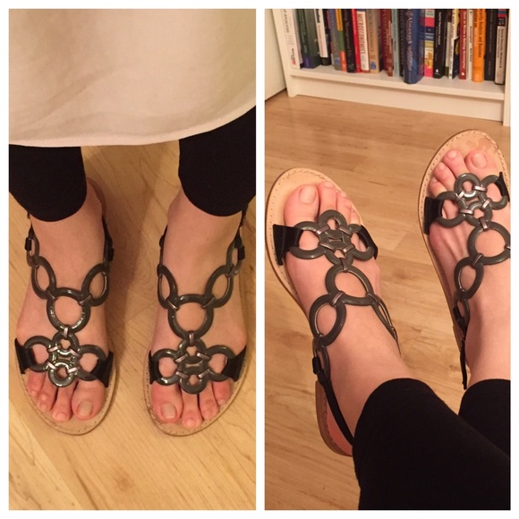 Celine Gladiator Ring Sandal - Picture 4 of 4