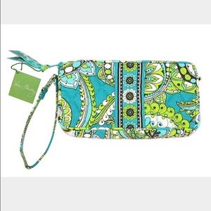 Vera bradley wristlet