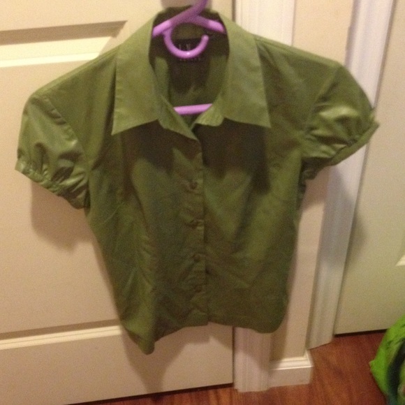 Hot top for date night out.