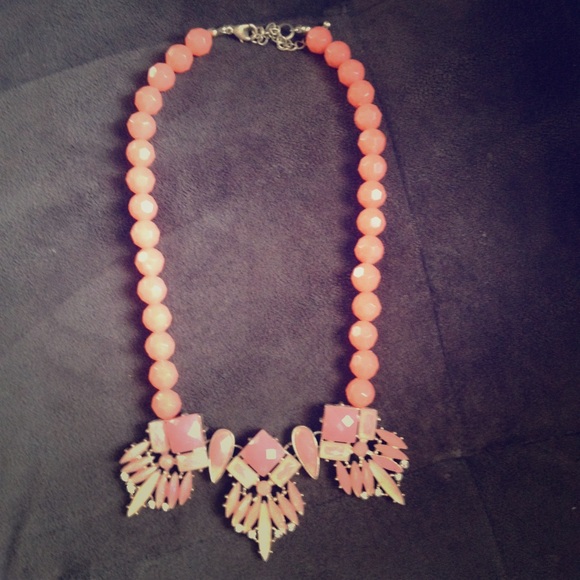Statement Necklace NWOT
