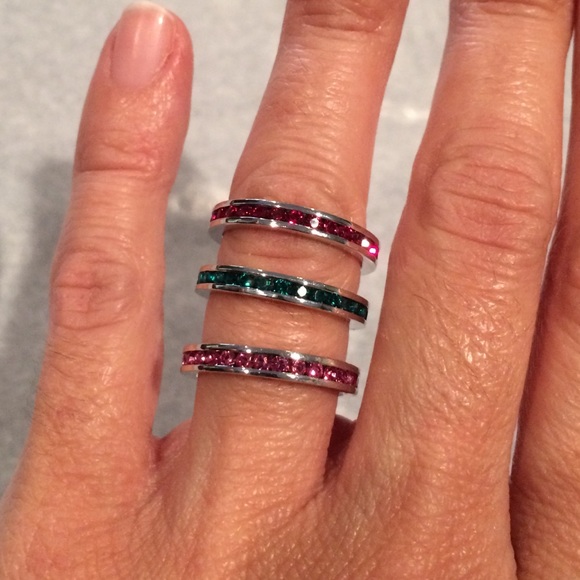 Size 5 Costume Jewelry Ring. Red, Pink, Green.