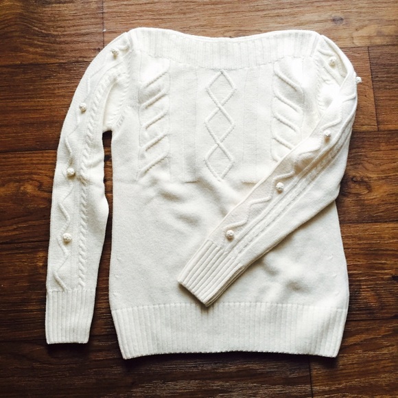 Sweaters - Cream Wool Cable knit Sweater