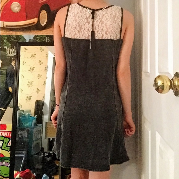 ❌GONE❌ Eric + Lani Grey & White Lace Casual Dress - Picture 3 of 3