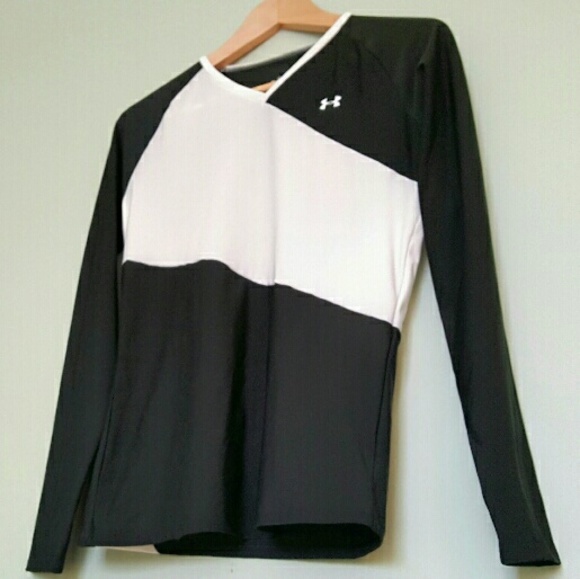 Under Armour Tops - Under Armour Black White Spandex Long Sleeve Shirt