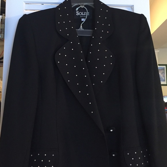 Elegant Suit- Blazer and Skirt - Picture 2 of 2