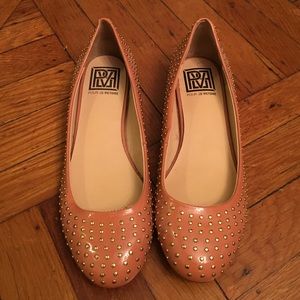 New Pour La Victoire Saxon Studded Flats