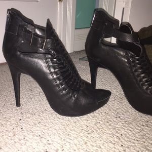 BCBG open-toe black Gregory High Heels. Adj. ankle