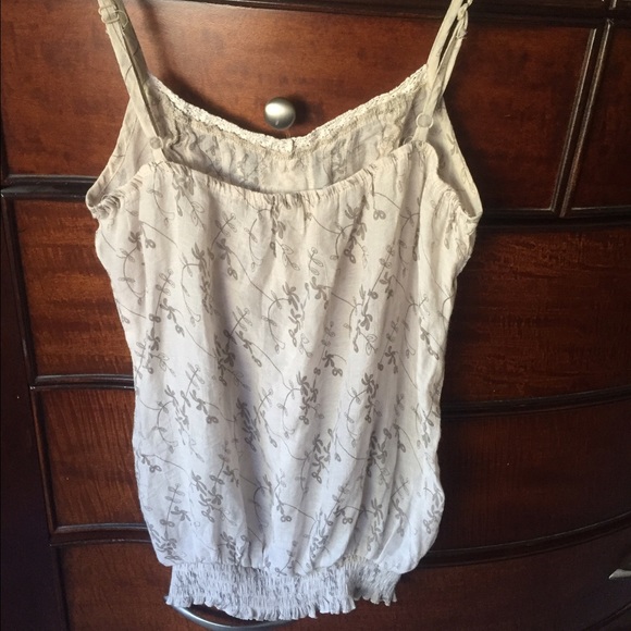 Top - Picture 2 of 3