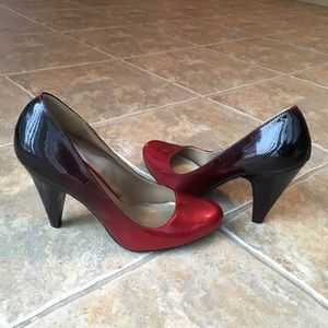 Color fading black to red heels