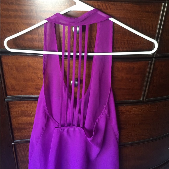 Top - Picture 2 of 3