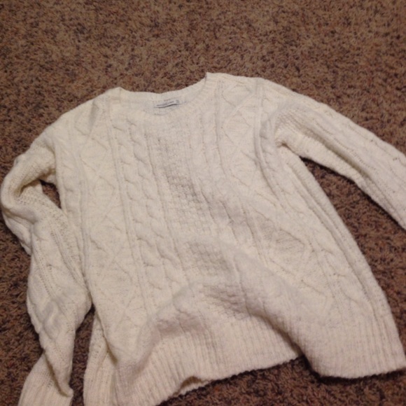 Super soft abercrombie crewneck sweater
