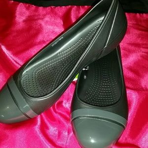 Black/Graphite CROCS Flats