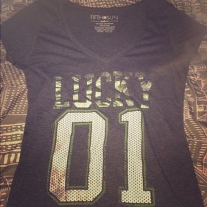 Tshirt says lucky 01