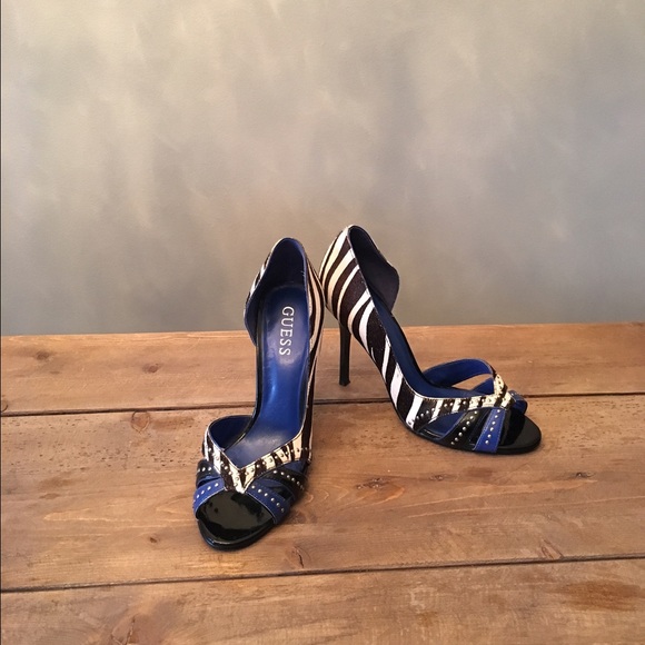 Guess zebra peep toe shoes -size 6