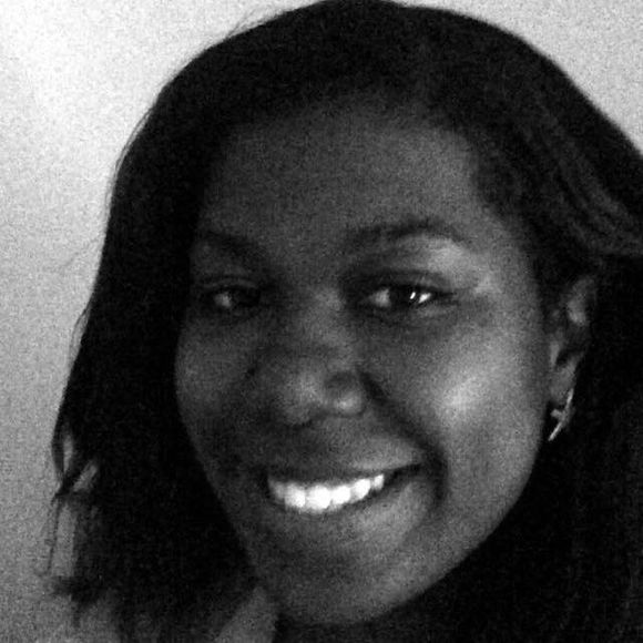 Meet your Posher, Amira