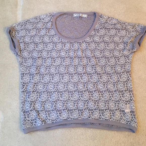 Short sleeve sweater blouse, size small