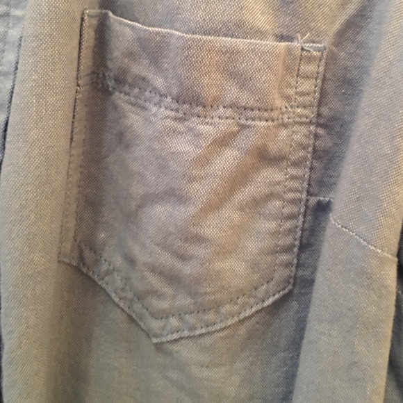 Gap button down - Picture 2 of 2