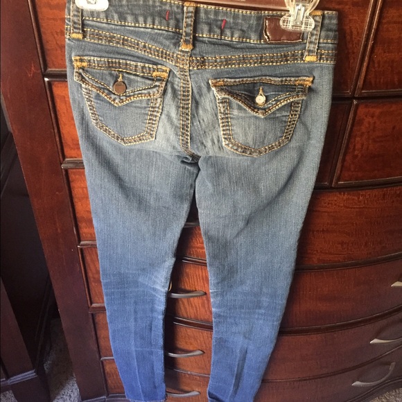 Jeans - Picture 2 of 4
