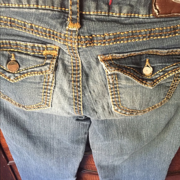 Jeans - Picture 3 of 4
