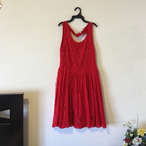 Cute heart cutout back red lace dress