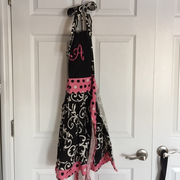 Apron Monogramed with "A"