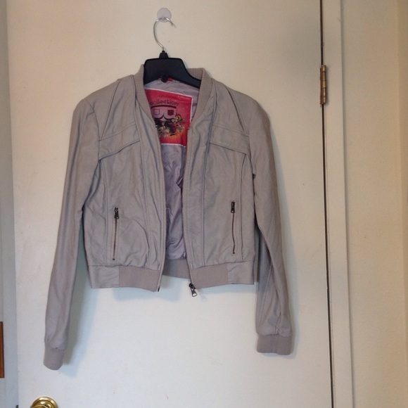 Vegan leather jacket worn once! - Picture 1 of 3
