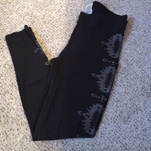 Victoria's Secret Patterned Legging